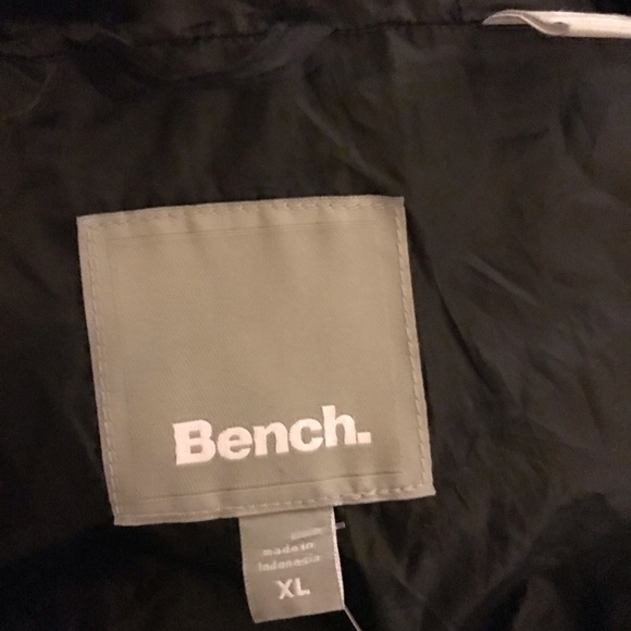 Rain jacket - Picture 3 of 3